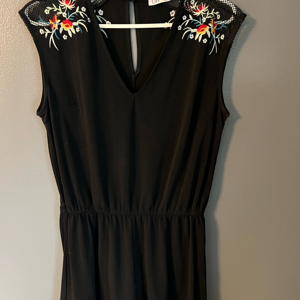 Dex Black Sleeveless V-Neck Jumpsuit with Flower Embroidery